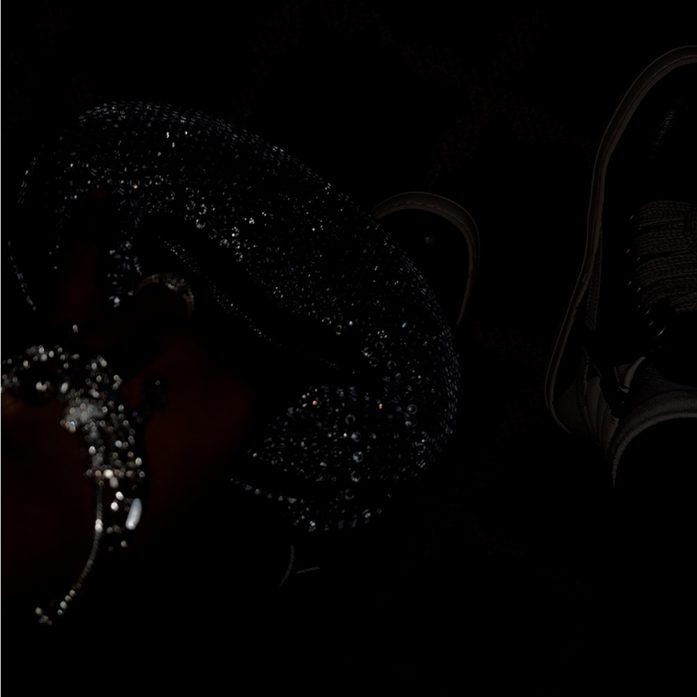 Elegant Black and Silver Women's Accessory